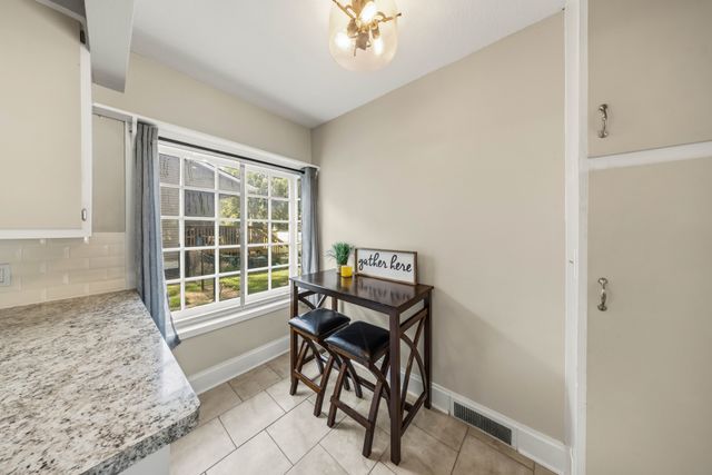 425 N 9th Street, Adel, IA 50003