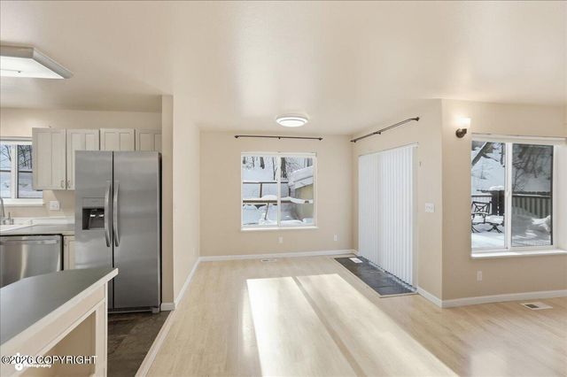 17450 N Juanita Loop, Eagle River, AK 99577