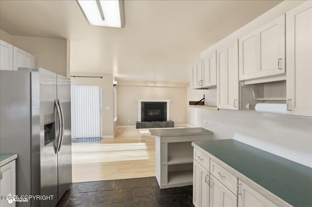 17450 N Juanita Loop, Eagle River, AK 99577