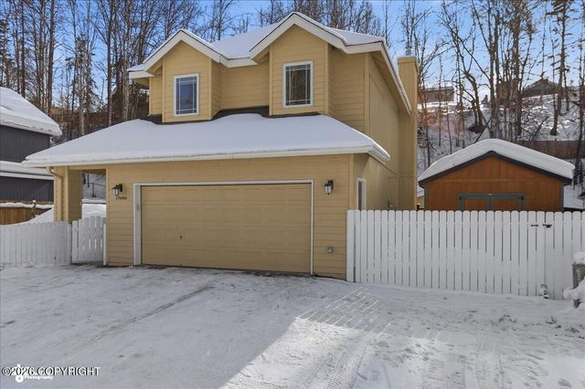 17450 N Juanita Loop, Eagle River, AK 99577