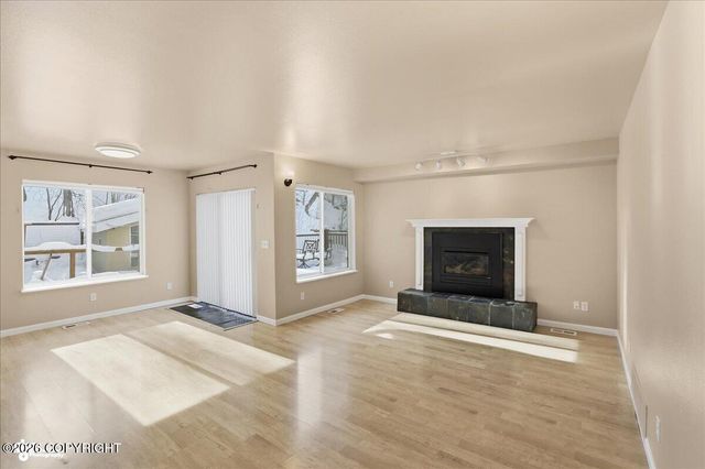 17450 N Juanita Loop, Eagle River, AK 99577