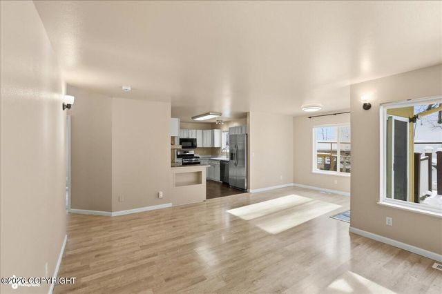 17450 N Juanita Loop, Eagle River, AK 99577