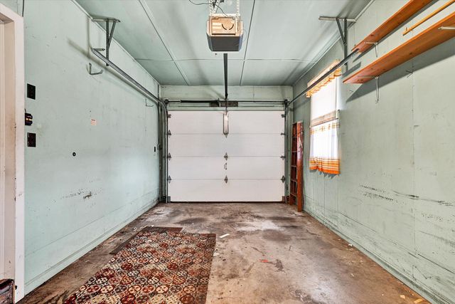 3038 Dover DR, Roanoke, VA 24018