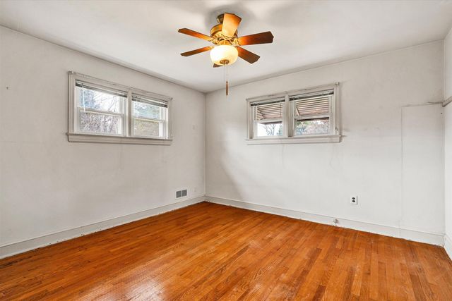 3038 Dover DR, Roanoke, VA 24018