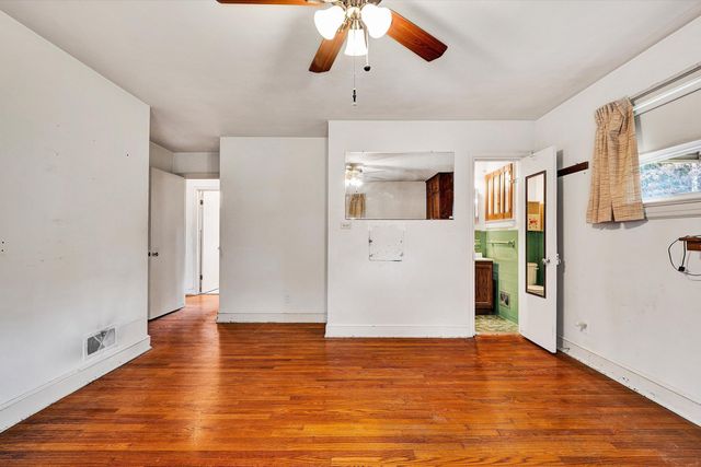 3038 Dover DR, Roanoke, VA 24018