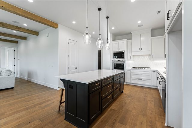 3407 SW Starburst Avenue, Bentonville, AR 72713
