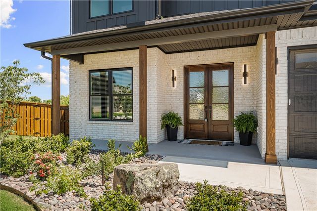 3407 SW Starburst Avenue, Bentonville, AR 72713