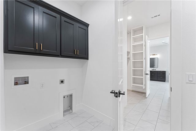 3407 SW Starburst Avenue, Bentonville, AR 72713