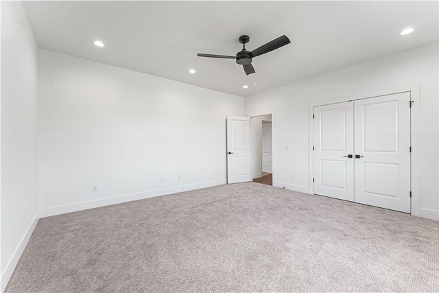 3407 SW Starburst Avenue, Bentonville, AR 72713