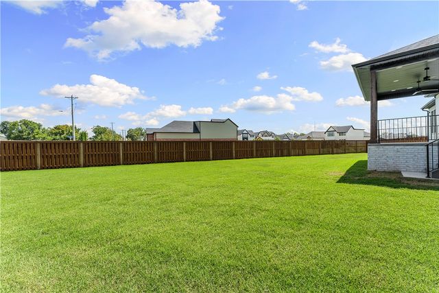 3407 SW Starburst Avenue, Bentonville, AR 72713