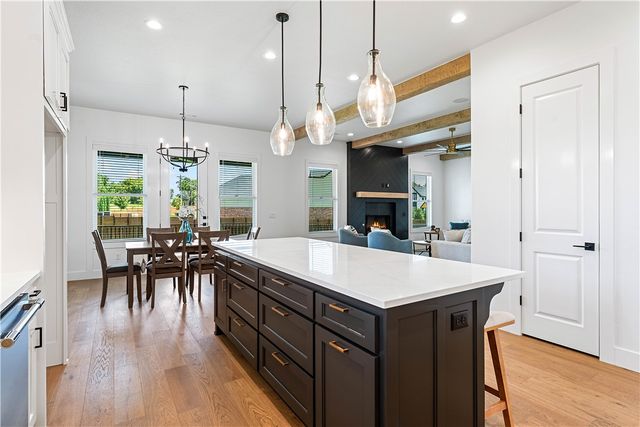 3407 SW Starburst Avenue, Bentonville, AR 72713