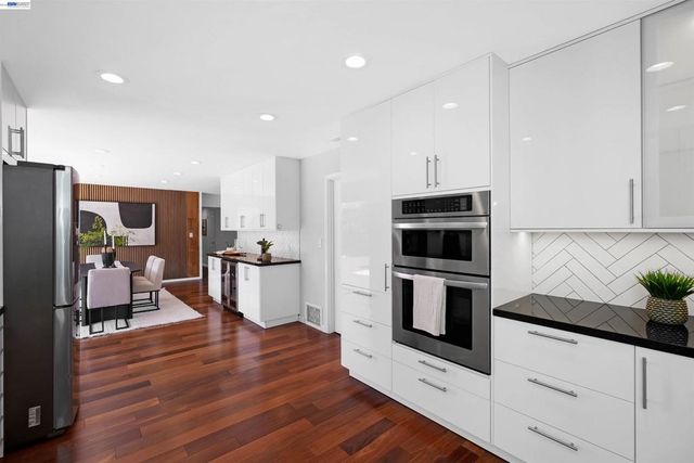 2617 Lancaster Rd, Hayward, CA 94542