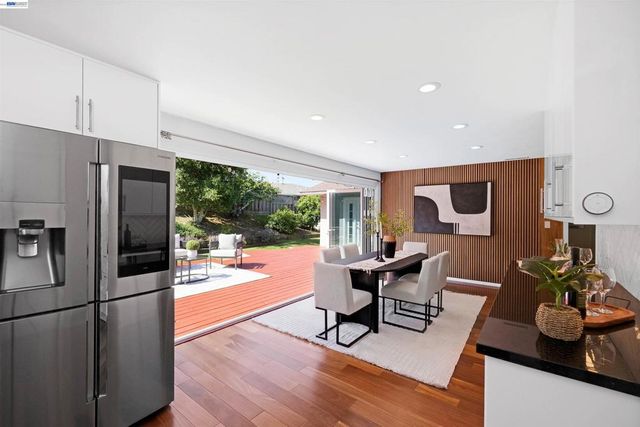 2617 Lancaster Rd, Hayward, CA 94542