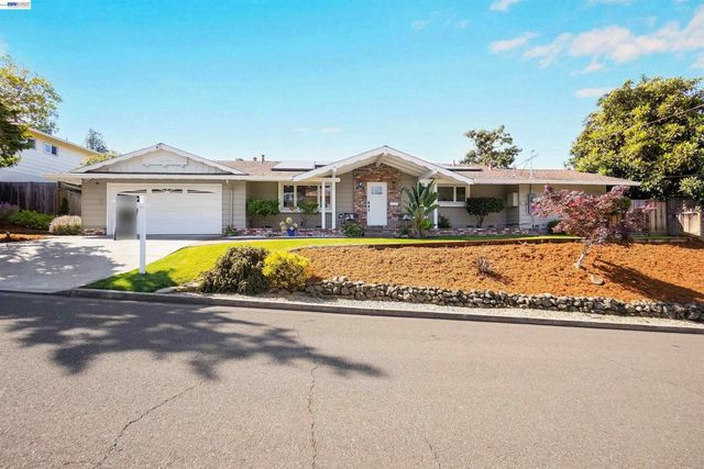 2617 Lancaster Rd, Hayward, CA 94542