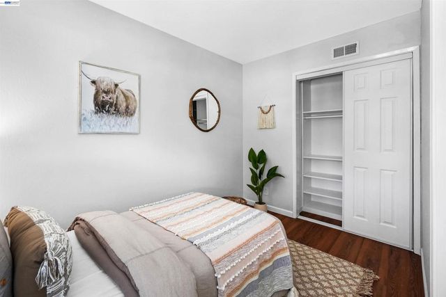 2617 Lancaster Rd, Hayward, CA 94542