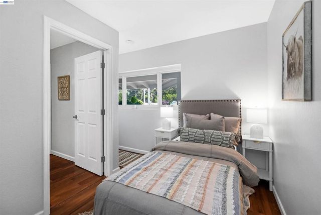 2617 Lancaster Rd, Hayward, CA 94542