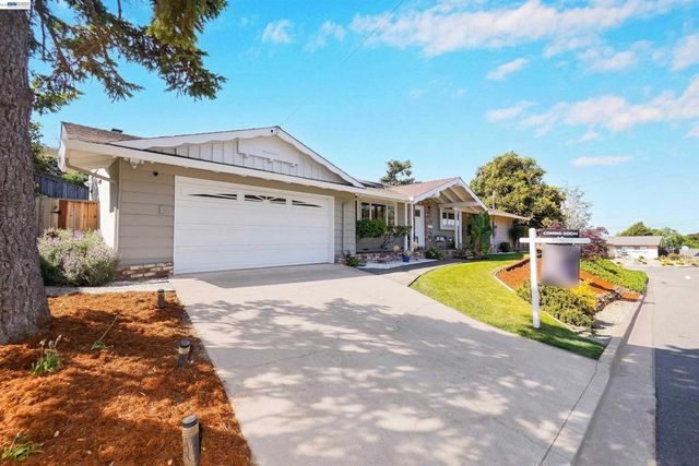 2617 Lancaster Rd, Hayward, CA 94542