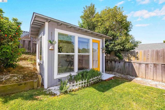 2617 Lancaster Rd, Hayward, CA 94542