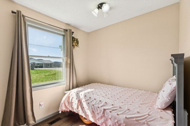 220 W Main St, Auburntown, TN 37016