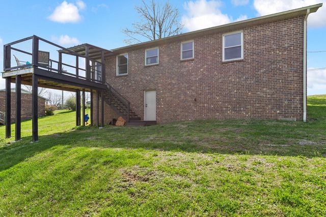 220 W Main St, Auburntown, TN 37016