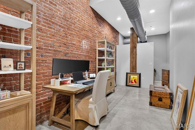 721 N 17th Street 103, St Louis, MO 63103