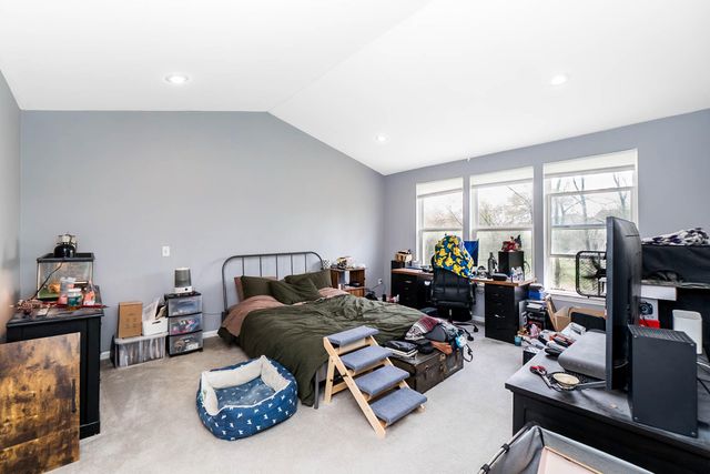 399 Quail Ridge Court, Waterford, MI 48327