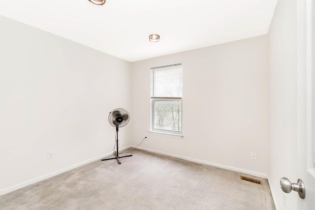 399 Quail Ridge Court, Waterford, MI 48327