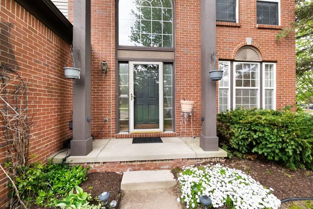 399 Quail Ridge Court, Waterford, MI 48327