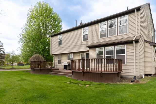 399 Quail Ridge Court, Waterford, MI 48327