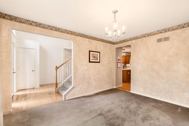 399 Quail Ridge Court, Waterford, MI 48327