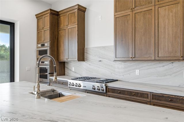 5875 St Ebbes Court, Las Vegas, NV 89131