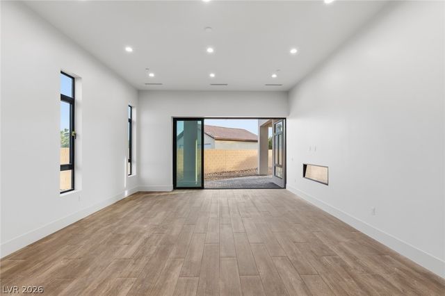 5875 St Ebbes Court, Las Vegas, NV 89131