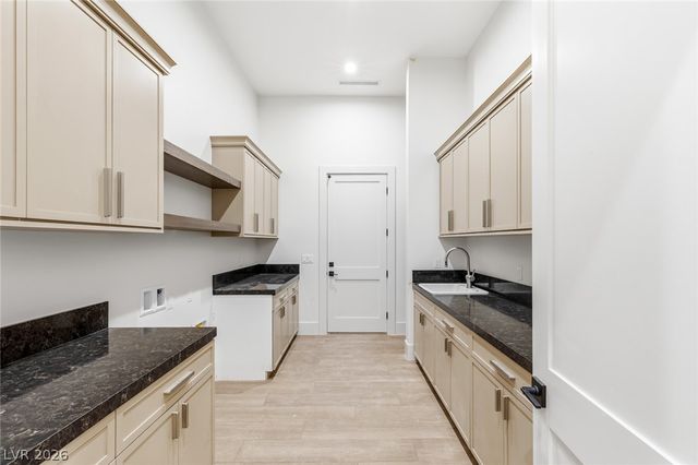 5875 St Ebbes Court, Las Vegas, NV 89131