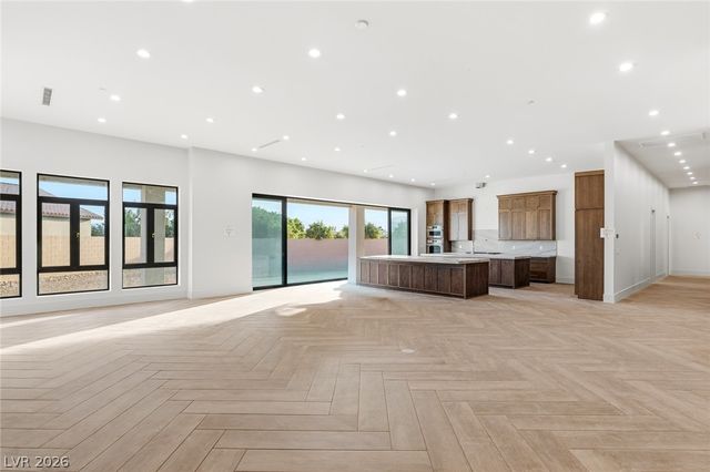 5875 St Ebbes Court, Las Vegas, NV 89131