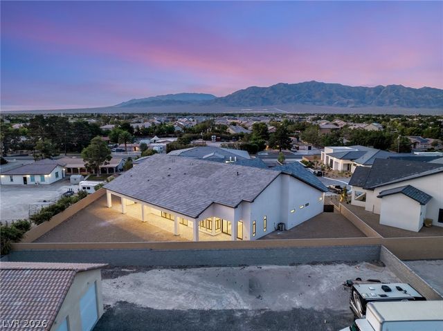 5875 St Ebbes Court, Las Vegas, NV 89131