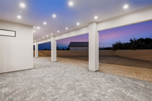 5875 St Ebbes Court, Las Vegas, NV 89131