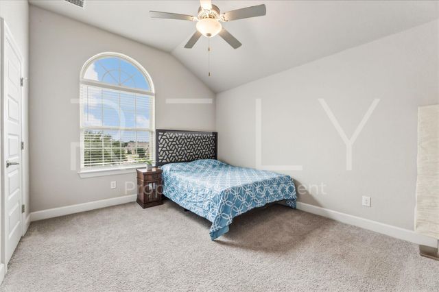 240 Cross Timbers DR, Georgetown, TX 78628