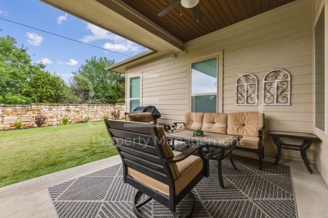 240 Cross Timbers DR, Georgetown, TX 78628