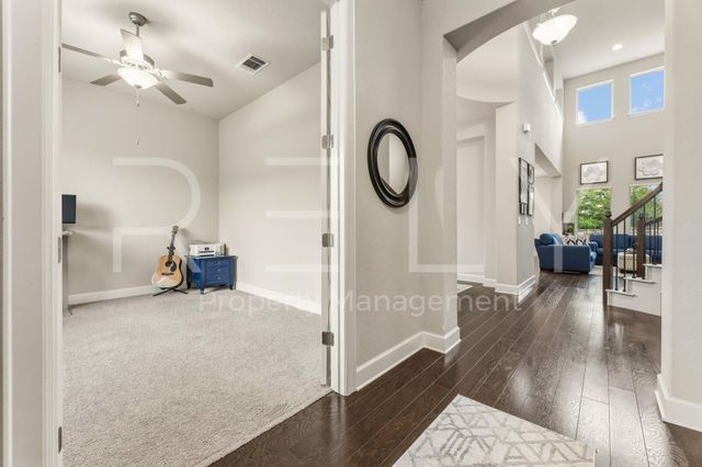 240 Cross Timbers DR, Georgetown, TX 78628