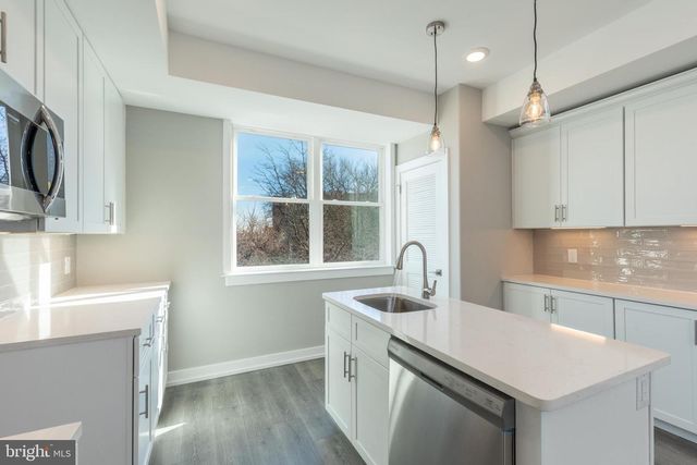 2327 N 3RD ST, Philadelphia, PA 19133