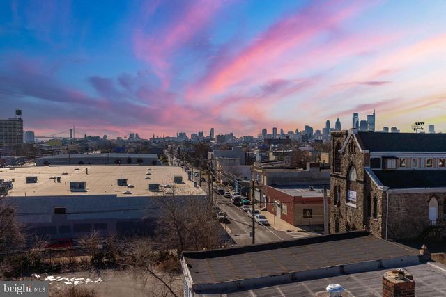 2327 N 3RD ST, Philadelphia, PA 19133