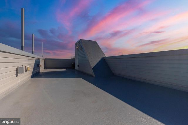 2327 N 3RD ST, Philadelphia, PA 19133