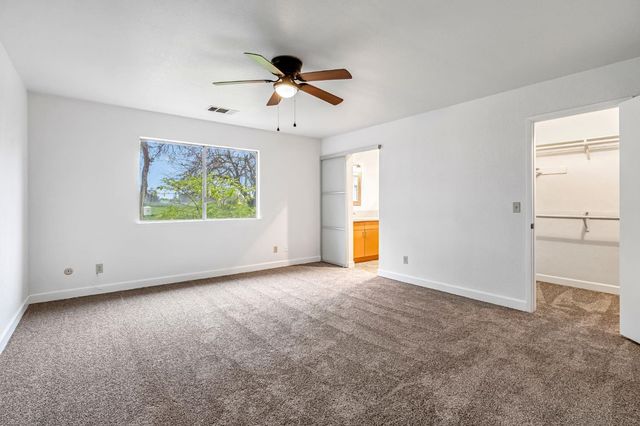 2203 N Cornelia Avenue, Fresno, CA 93722