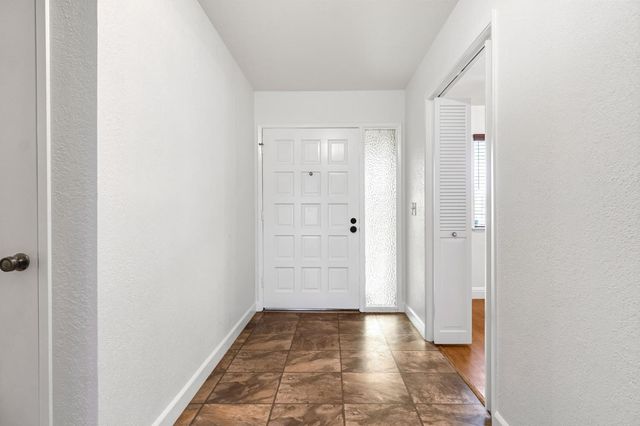 2203 N Cornelia Avenue, Fresno, CA 93722