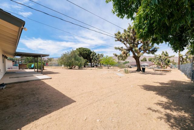 56616 Mountain View Trail, Yucca Valley, CA 92284