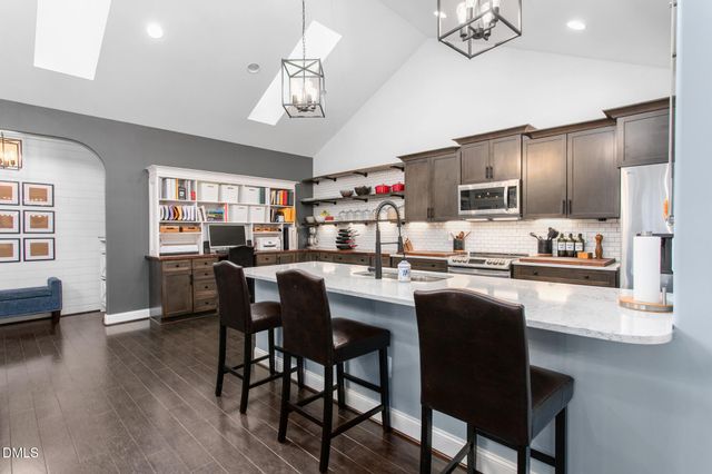 185 Balmoral Court, Burlington, NC 27215