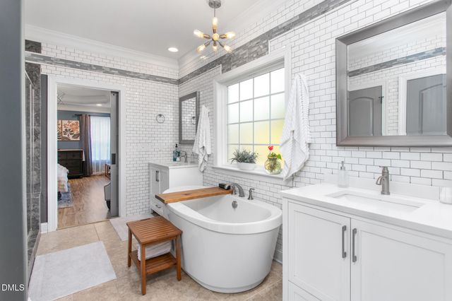 185 Balmoral Court, Burlington, NC 27215