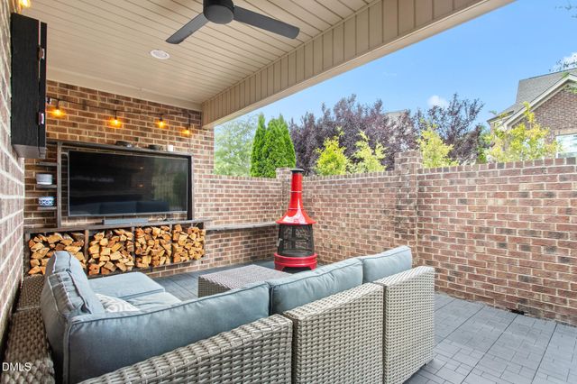 185 Balmoral Court, Burlington, NC 27215