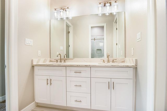 1714 Mackey Drive, Dickinson, TX 77539