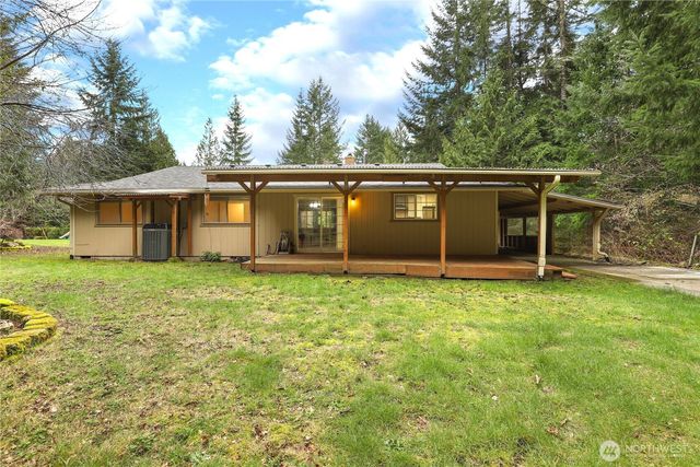 3380 NW Shadow Glen Boulevard, Silverdale, WA 98383